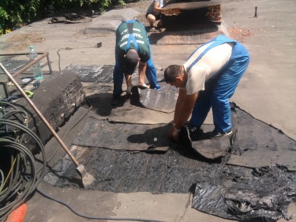 acoperișuri plate Reparare acoperisuri plate materiale rola (plat) reparații acoperiș de reparații materiale de plat rola acoperiș plat
