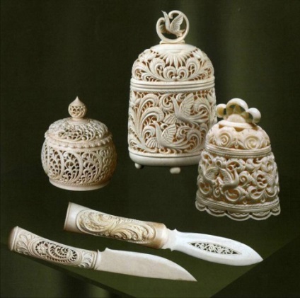 sculptură Bone (sculptură) sculptură în oase