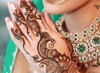 Henna pe mâini (mâini) Henna pe mâini