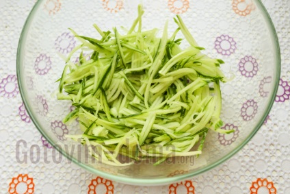Salata Funchoza cu morcov coreeană (morcovi) Salata Funchoza cu morcovi în coreeană