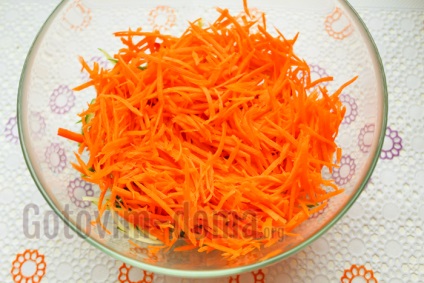 Salata Funchoza cu morcov coreeană (Funchoza) Salata Funchoza cu morcovi în coreeană