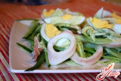 Salata cu calmari și castraveți (salată) Salata cu calmari și castravete