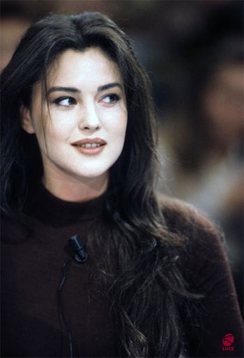 Secretele de tinerețe și frumusețe Monica Bellucci (Bellucci) Secretele de tinerețe și frumusețe Monica Bellucci