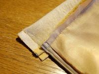 Coase o fustă dreaptă (butoane) Coase o fustă dreaptă
