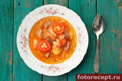 Supa de varza cu varză proaspătă cu roșii, rețete simple (de varză) Supa de varza cu varza proaspata cu rosii, retete simple,