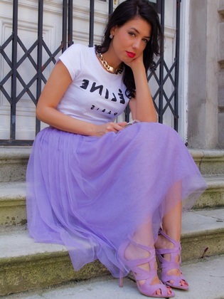 Combinația de haine violet cu diferite culori fotografie cu care să combine violet (combinație) Combinația de haine violet cu diferite culori foto cu care să combine violet