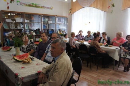 Cald cald pe mâini „(“ cald cald ei) Cald cald pe mâini