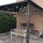 Construi propriile lor mâini un baldachin peste grătarul cu gluga în țară (extract) Construi propriile lor mâini un baldachin peste grătarul cu gluga de la cabana