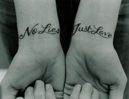 Tatuaj cu valoarea iubirii (tatuaj) Tatuaj cu valoarea iubirii