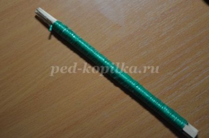 Topiara de cochilii cu mâinile lor (mâini) Topiara de cochilii cu propriile lor mâini