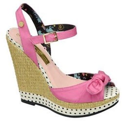 Pantofii cu buline - clasice nemuritoare (pantofi) Pantofii cu buline - clasice atemporale