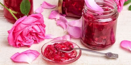Dulceata de petale de trandafir - o rețetă la domiciliu (petale) Dulceata de petale de trandafir - o reteta de la domiciliu