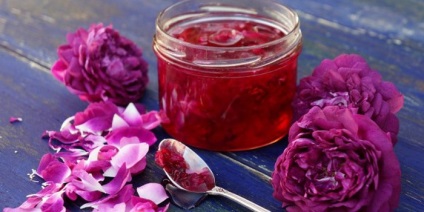 Dulceata de petale de trandafir - rețeta la domiciliu (reteta) Dulceata de petale de trandafir - o reteta de la domiciliu
