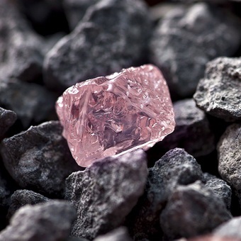 Tipuri de diamante foto și numele, clasificarea, cerințele tehnice, standarde de calitate GOST (diamante) Tipuri de diamante foto și numele, clasificarea, cerințele tehnice, standarde de calitate GOST