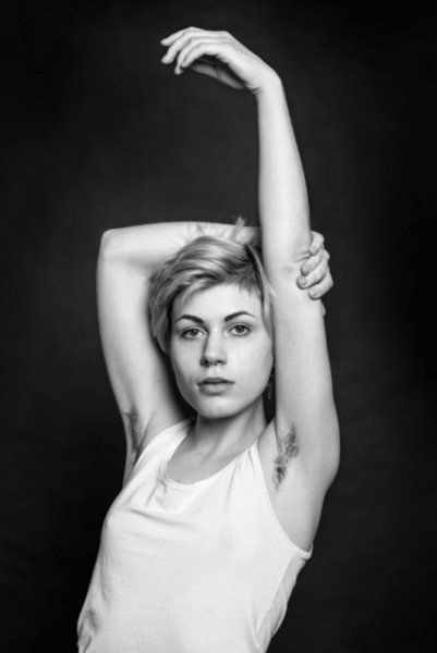 Tendința de pilozitate de sex feminin sau naturale (feminin) Tendința de pilozitate de sex feminin sau naturale