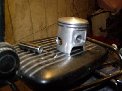 Înlocuire piston honda DIO (af18-28) (a se vedea trunchiul motorului este necesar) Schimbare Piston honda dio (af18-28)