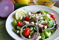 Refill 1 pentru salata greceasca (ulei de masline) Salata salata greceasca 1