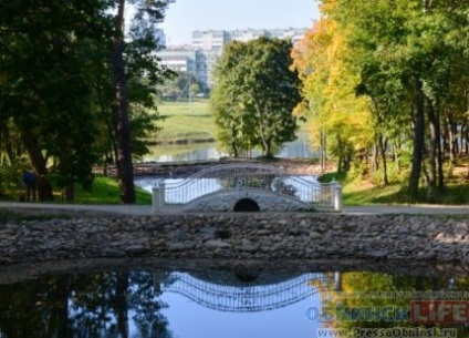 Perla din regiunea Kaluga (cascada superba din patru) margine Pearl Kaluga