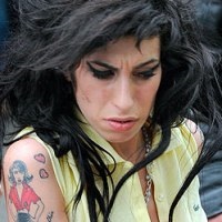 Viața lui Emi Uaynhaus, moartea Emi Uaynhaus lui (viața moartea lui Winehouse) Viața lui Emi Uaynhaus, moartea Emi Uaynhaus