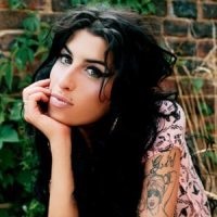 Viața lui Emi Uaynhaus, moartea Emi Uaynhaus lui (viața moartea lui Winehouse) Viața lui Emi Uaynhaus, moartea Emi Uaynhaus