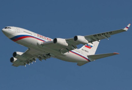 IL-96-300PU (m) - planul de Președinte al România - Revista Militară