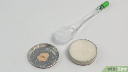 Cum să utilizați un grund pentru pleoape (utilizate) Cum să utilizați un grund pentru pleoape