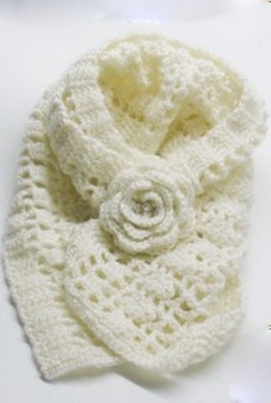 Cum de a transforma esarfa cele mai obișnuite, brodată (bucla de aer al precedentului) Cum de a transforma cea mai obișnuită fular, țesut