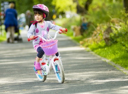 Cum sa alegi bicicleta pentru copii în înălțime și greutatea copilului