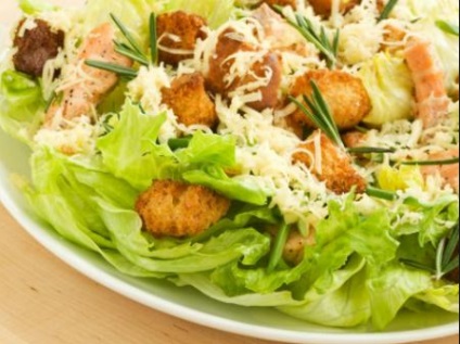 Salata Caesar cu pui reteta clasica pentru o salata simpla