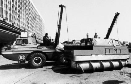 Avtorambler - revista auto, alegerea unei știri de mașini noi, de stabilire a prețurilor, vânzării legate, și dealerii (mașini eroi întâlnit astronauții) Avtorambler - revista auto, alegerea unei știri de mașini noi, de stabilire a prețurilor, balotare, și dealeri