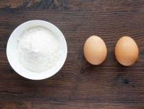 Clatite cu umplutură (umplutura pot fi clătite) Clatite cu umplutura