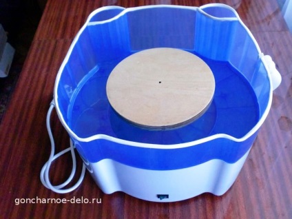 roata olarului cu mâinile sale, a învățat ceramică (ei) roata olarului cu mâinile, lecțiile lui ceramică