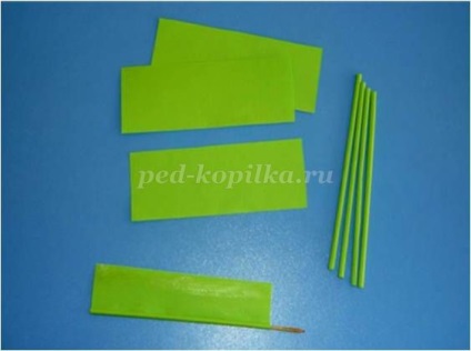 flori tridimensionale în tehnica „Quilling“ cu mâinile lor (lor) flori tridimensionale în tehnica „Quilling“ cu propriile sale mâini