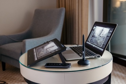 Examinați și testați Cintiq comprimat WACOM Pro 13 (Cintiq) Examinați și testați Cintiq comprimat WACOM pro 13
