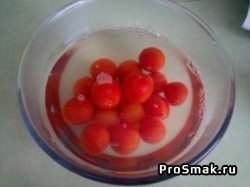 Clatite cu roșii (tomate) Clatite cu rosii