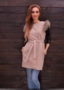 Coat fără mâneci (137 imagini) 2017 Tendințe feminine strat fără mâneci, plămân, alungite, s (strat) fără mâneci Coat (137 imagini) 2017 Tendințe de sex feminin strat fără mâneci, plămân, alungit, cu