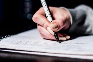 Revizuirea WRC (teza) - exemplu și revizuirea eșantionului (recenzie de lucru pe piesa finală de calificare) Trecerea în revistă a WRC (teza) - un exemplu și model de comentarii