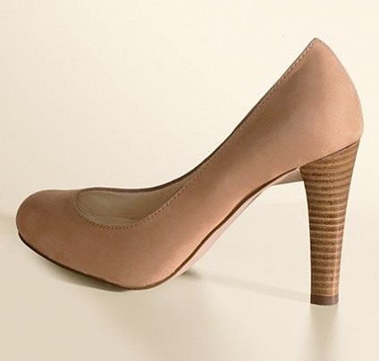 pantofi de culoare „Nud“ - un nou clasic! Din ceea ce sa poarte, cum să combine (pantofi corporale) pantofi de culoare „Nud“ - un nou clasic! Din ceea ce sa poarte, cum să combine