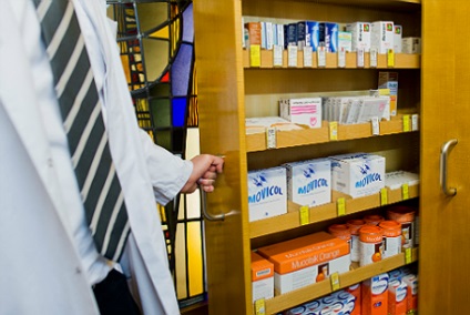 Medicii vor fi pedepsiți pentru medicamente nevypisku (dreapta) Medicii vor fi pedepsiți pentru nevypisku de droguri