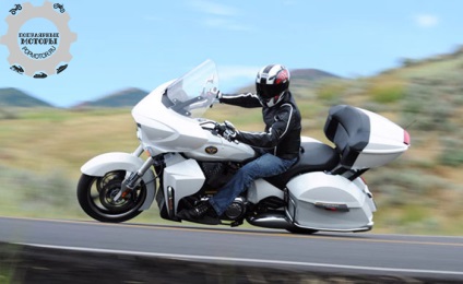Top motociclete turistice 10 (Can-Am Spyder Limited) Top 10 motociclete turistice