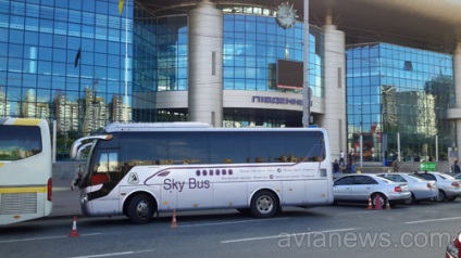 Boryspil aeroport site-ul, cum se ajunge acolo, cumpăra un bilet, terminalul d, programul și afișare aeroport (aeroport) aeroport site-ul Boryspil, cum se ajunge acolo, cumpara un bilet, d terminale, calendarul și tabloul de bord al aeroportului