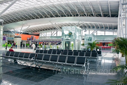 Boryspil aeroport site-ul, cum se ajunge acolo, cumpăra un bilet, terminalul d, programul și afișare aeroport (aeroport) aeroport site-ul Boryspil, cum se ajunge acolo, cumpara un bilet, d terminale, calendarul și tabloul de bord al aeroportului