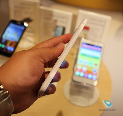 Alcatel OneTouch, sau o excursie pe jos chinez compania TCL mobil la lumea exterioară (mobil) Alcatel OneTouch, sau o excursie pe jos chineză compania TCL mobilă către lumea exterioară
