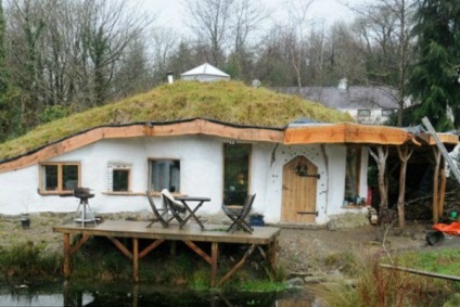 construcție alternativă (construcția casei) construcție alternativă