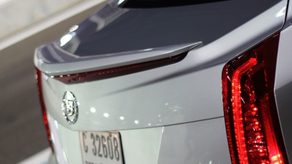 Aripa si spoiler - care este diferența (aripa) Aripa si spoiler - ceea ce este diferența