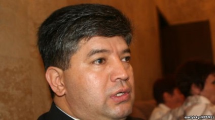 Asadullo Rahmonov nu am dat discuri cu fiul președintelui nunta Dodojonov Atovulloev (Comitetul) Asadullo Rahmonov nu am dat discuri cu fiul președintelui nunta Dodojonov Atovulloev