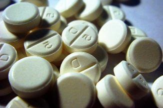 acid acetilsalicilic în instrucțiuni de funcționare la rece, care ajută la temperatură (ajută) acid acetilsalicilic în instrucțiuni de funcționare la rece, din care ajută, la o temperatură cuprinsă