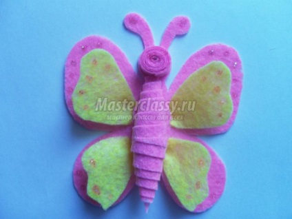 Butterfly din vascoza își șterge mâinile (șervețele vâscoză fluture) Butterfly din vascoza își șterge mâinile