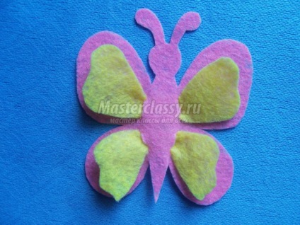 Butterfly din vascoza își șterge mâinile (tampoane) Butterfly din vascoza își șterge mâinile