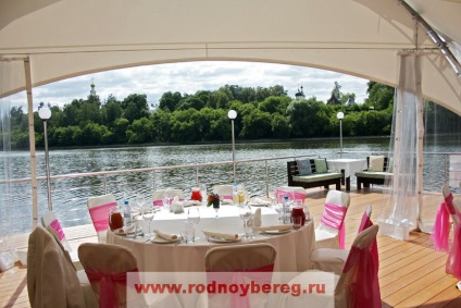 Gazebo pe apă, un restaurant pe apă, cafenea pe apă, un cort pe apă (degete de acostare) Gazebo pe apă, un restaurant pe apă, cafenea pe apă, un cort pe apă